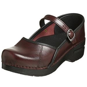 Dansko Marcelle Clog in Cordovan Cabrio Leather 37